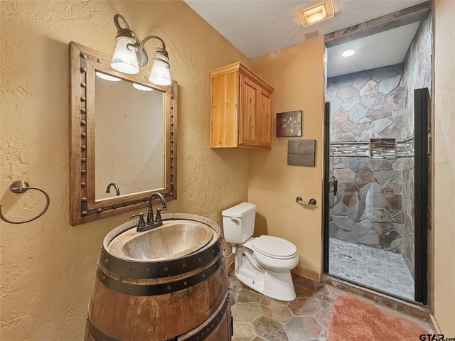 1751 Vz County Road 1925, Edgewood, TX 75117