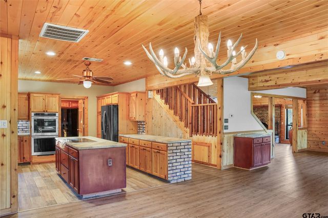1751 Vz County Road 1925, Edgewood, TX 75117