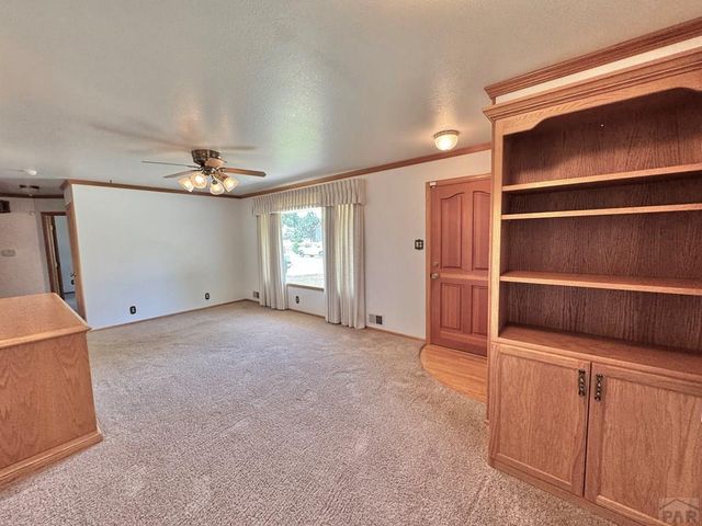 1645 Cherrywood Lane, Pueblo, CO 81005