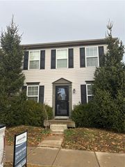 822 Waler Drive, Lake St Louis, MO 63367