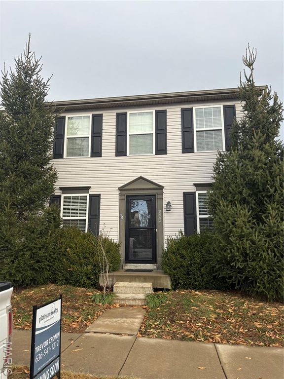 822 Waler Drive, Lake St Louis, MO 63367