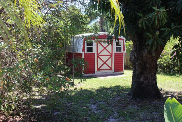 225 Gulfstream Boulevard, Boynton Beach, FL 33435
