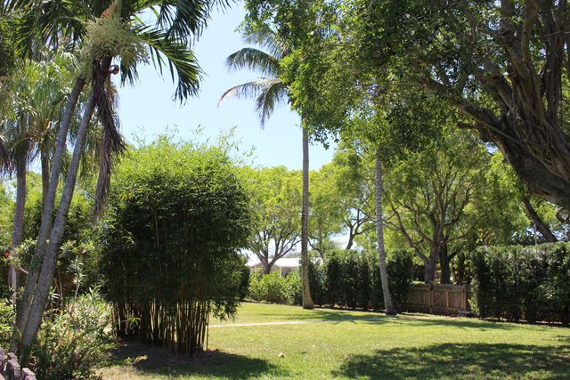 225 Gulfstream Boulevard, Boynton Beach, FL 33435