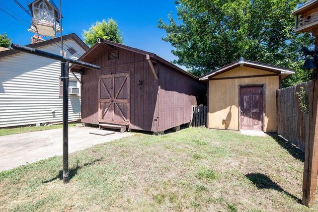 409 Wagstaff Street, Thomasville, NC 27360