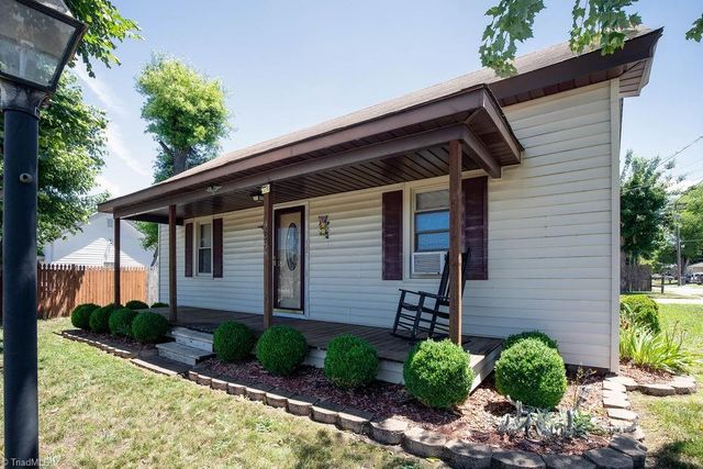 409 Wagstaff Street, Thomasville, NC 27360