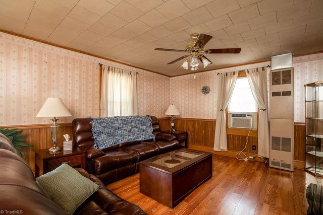 409 Wagstaff Street, Thomasville, NC 27360