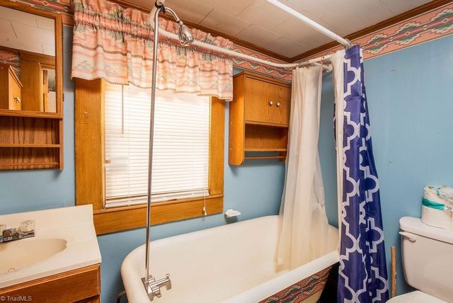 409 Wagstaff Street, Thomasville, NC 27360