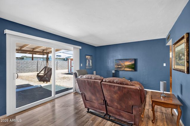 2038 W PALO VERDE Drive, Phoenix, AZ 85015
