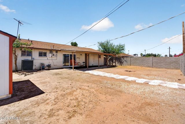 2038 W PALO VERDE Drive, Phoenix, AZ 85015