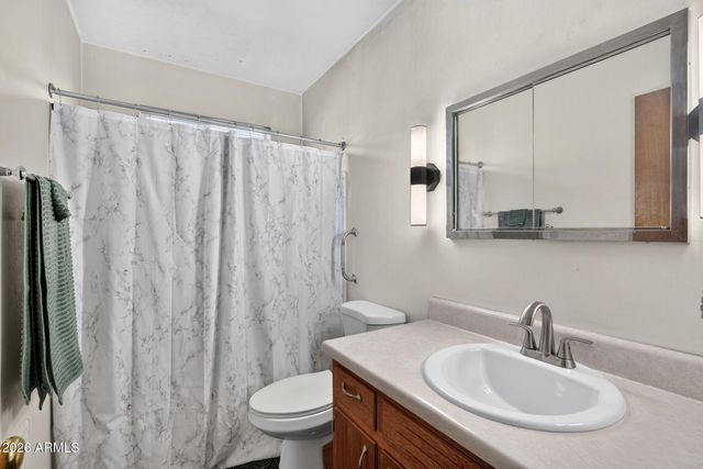 2038 W PALO VERDE Drive, Phoenix, AZ 85015