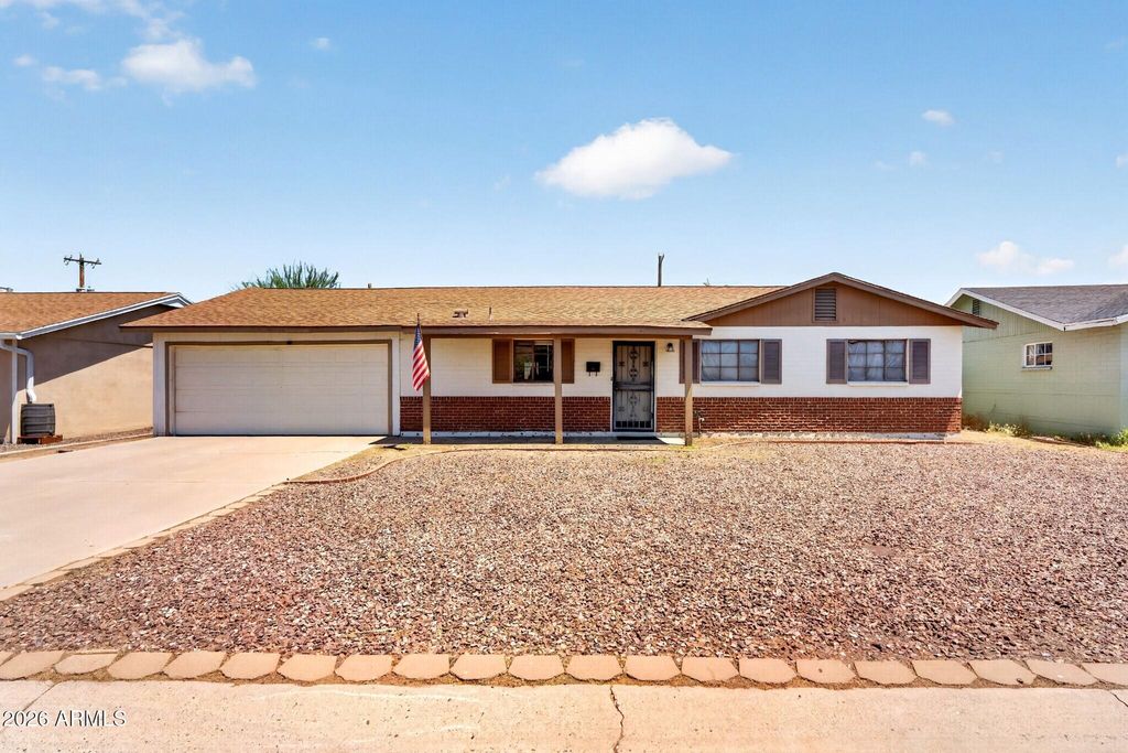 2038 W PALO VERDE Drive, Phoenix, AZ 85015
