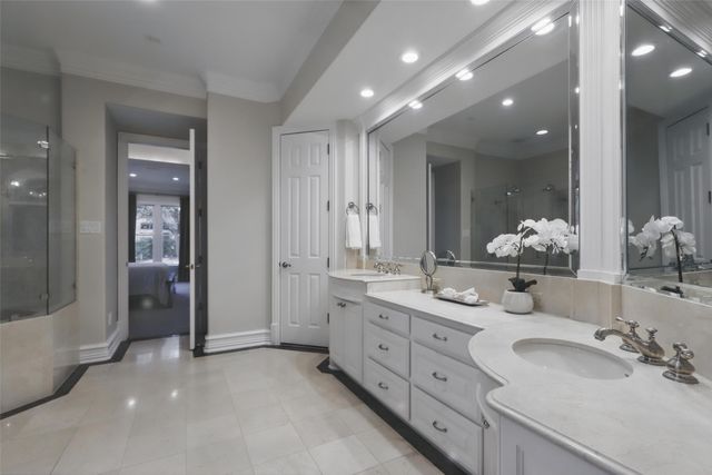 6800 Oak Hill Drive, Fort Worth, TX 76132