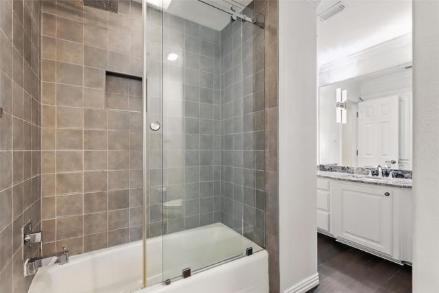 6800 Oak Hill Drive, Fort Worth, TX 76132