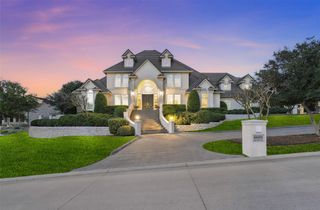 6800 Oak Hill Drive, Fort Worth, TX 76132