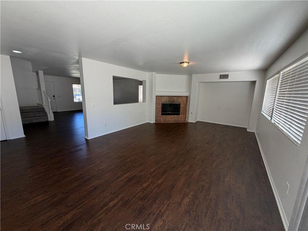 Image 11 of property listing at 17 Del Brienza, Lake Elsinore, CA 92532