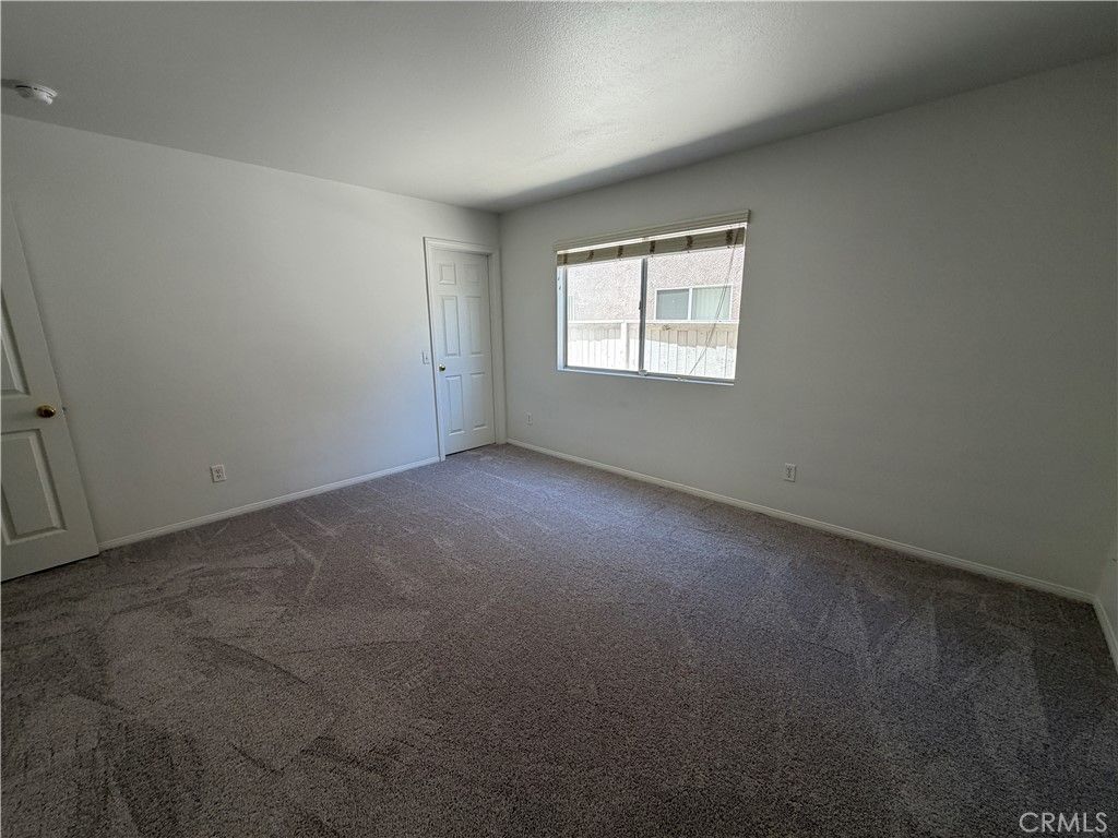 Image 19 of property listing at 17 Del Brienza, Lake Elsinore, CA 92532