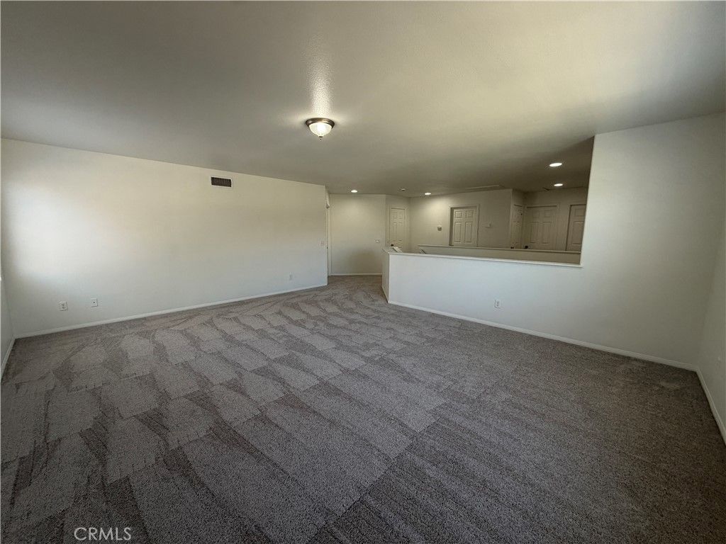 Image 28 of property listing at 17 Del Brienza, Lake Elsinore, CA 92532