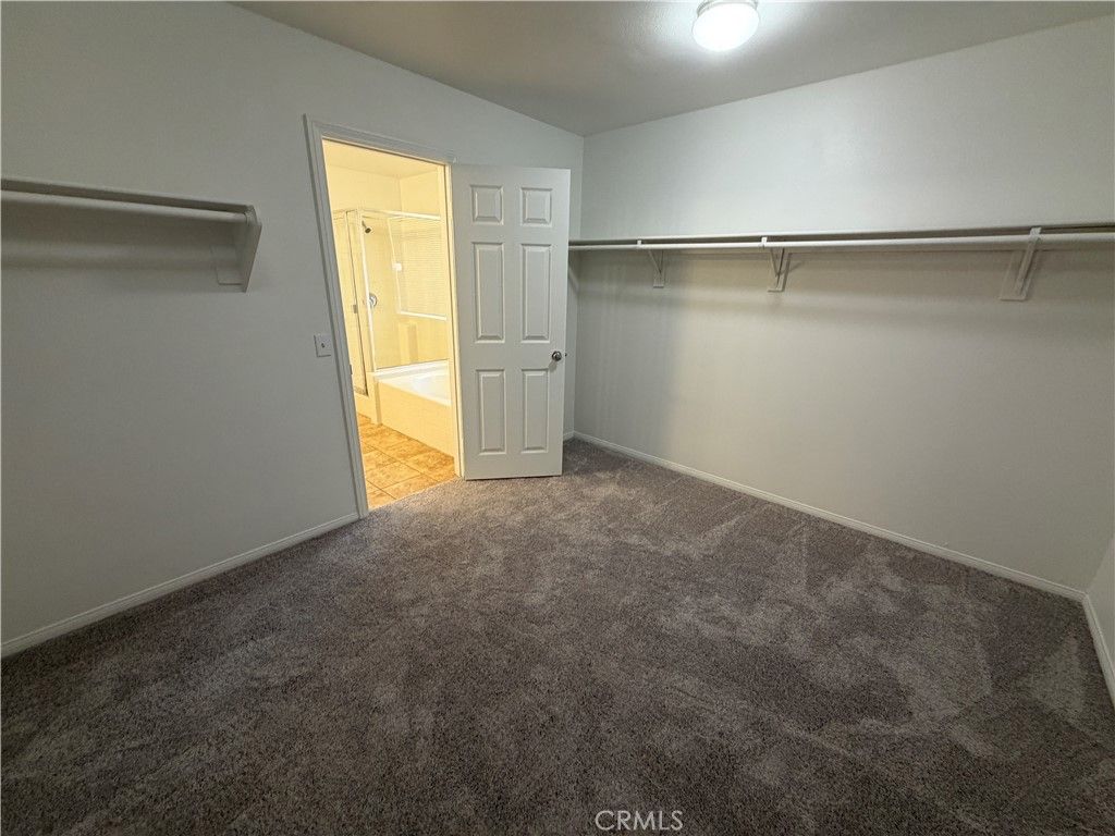 Image 43 of property listing at 17 Del Brienza, Lake Elsinore, CA 92532