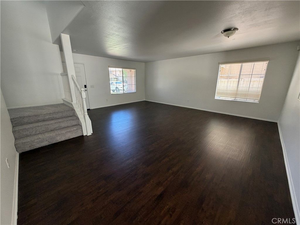 Image 6 of property listing at 17 Del Brienza, Lake Elsinore, CA 92532