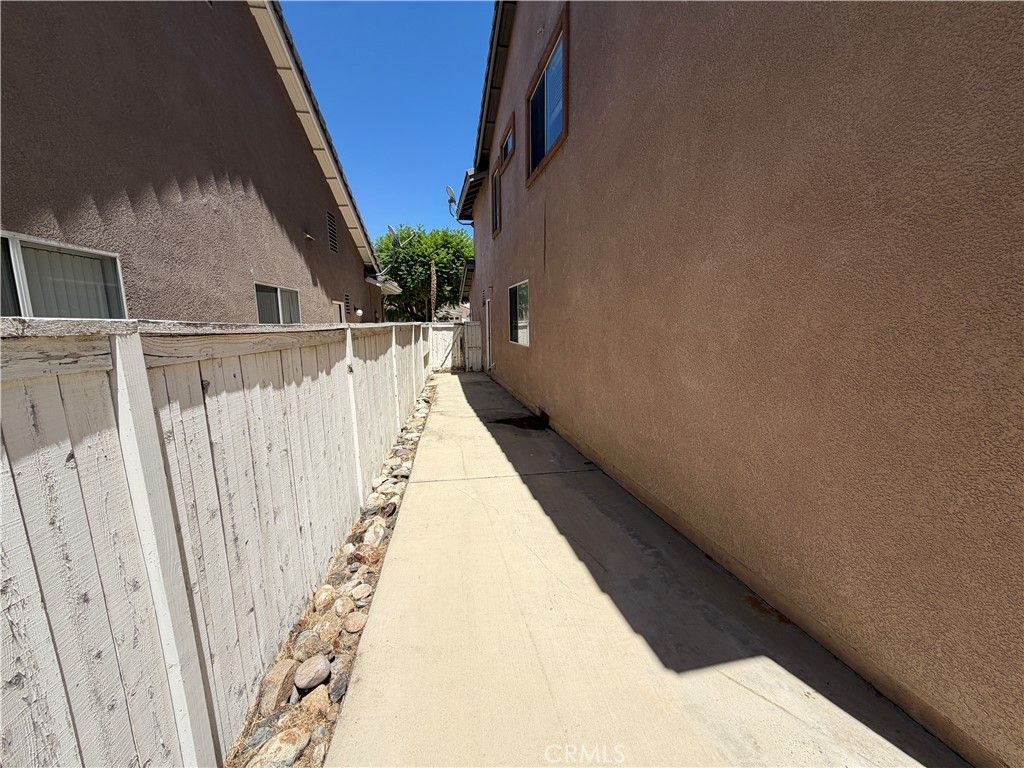 Image 63 of property listing at 17 Del Brienza, Lake Elsinore, CA 92532
