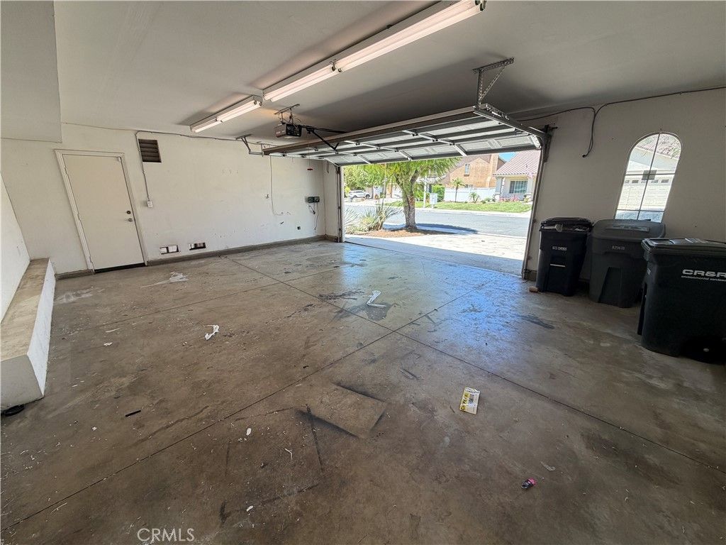 Image 65 of property listing at 17 Del Brienza, Lake Elsinore, CA 92532