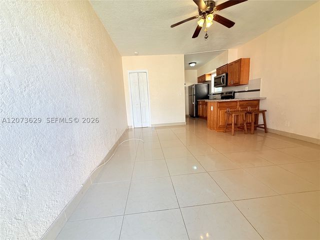 326 NE 6th St 3, Hallandale Beach, FL 33009