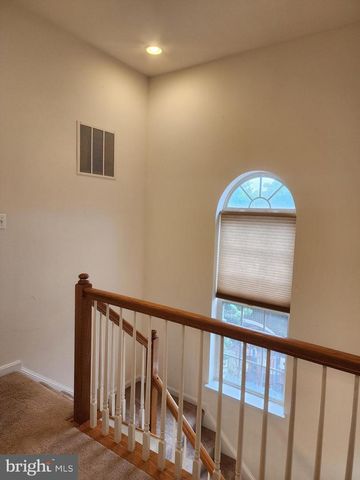 13603 FLYING SQUIRREL DR, Herndon, VA 20171