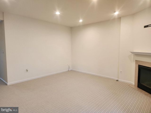 13603 FLYING SQUIRREL DR, Herndon, VA 20171