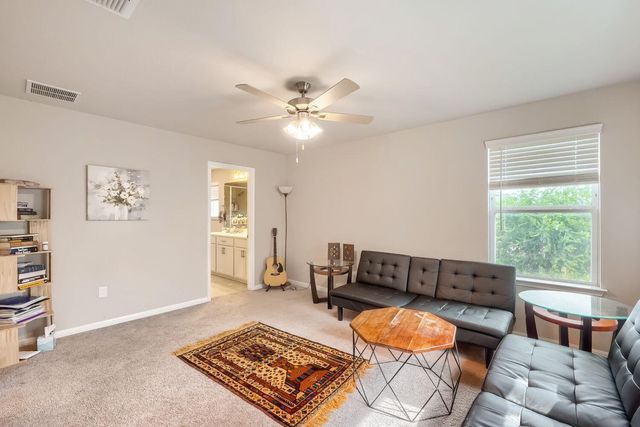 6254 Marsh LN, Buda, TX 78610