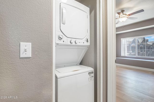 4455 E PARADISE VILLAGE Parkway S 1081, Phoenix, AZ 85032