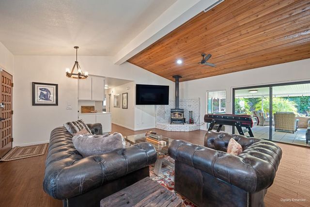 201 Silver Spur Ct, Folsom, CA 95630