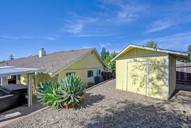 201 Silver Spur Ct, Folsom, CA 95630