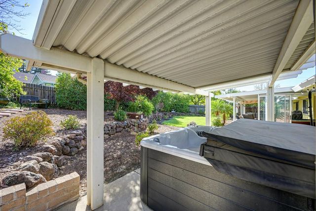 201 Silver Spur Ct, Folsom, CA 95630