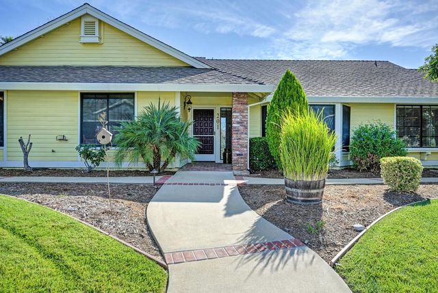 201 Silver Spur Ct, Folsom, CA 95630