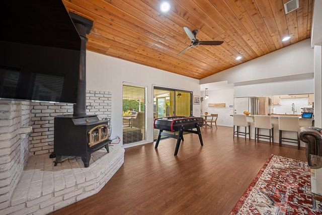 201 Silver Spur Ct, Folsom, CA 95630