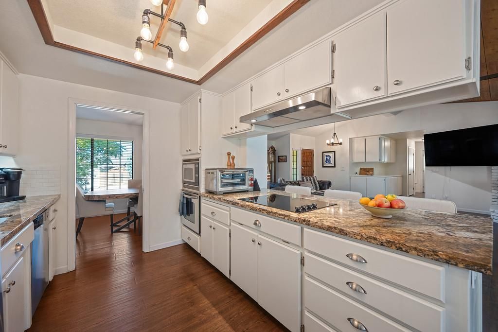 201 Silver Spur Ct, Folsom, CA 95630