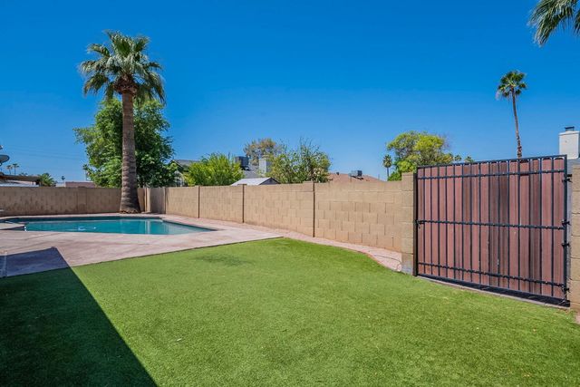 3236 S Kenwood Lane, Tempe, AZ 85282