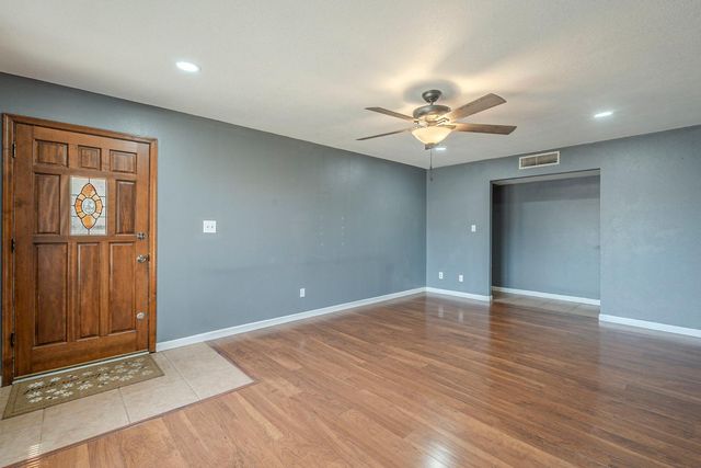 3236 S Kenwood Lane, Tempe, AZ 85282