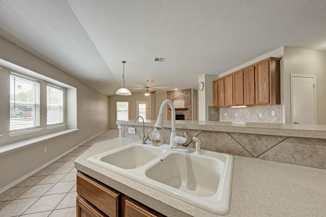 601 Timothy John DR, Pflugerville, TX 78660