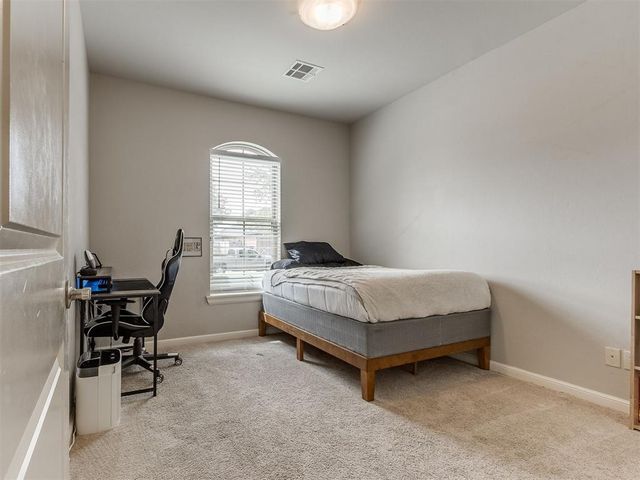 1421 NW 176th Street, Edmond, OK 73012