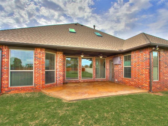 1421 NW 176th Street, Edmond, OK 73012