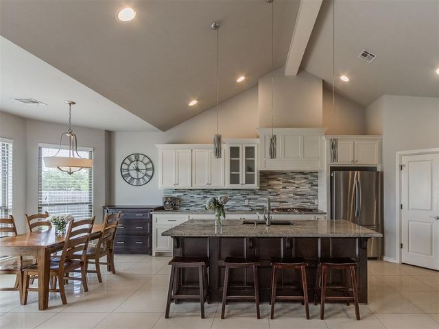 1421 NW 176th Street, Edmond, OK 73012