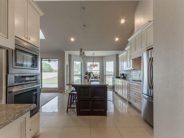 1421 NW 176th Street, Edmond, OK 73012