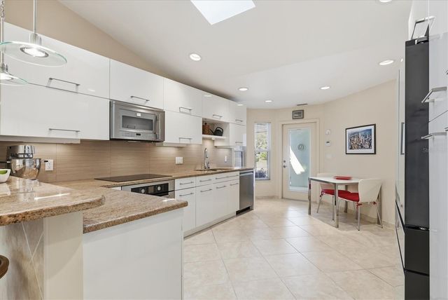 4444 CALLE SERENA, Sarasota, FL 34238