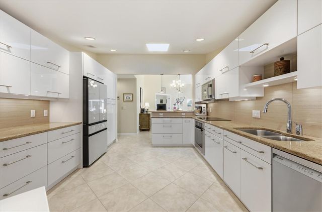 4444 CALLE SERENA, Sarasota, FL 34238