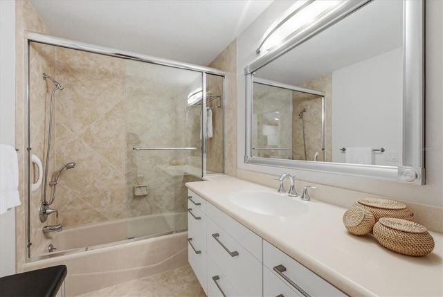 4444 CALLE SERENA, Sarasota, FL 34238