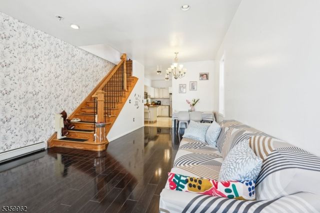 189 Howe Ave, Passaic City, NJ 07055