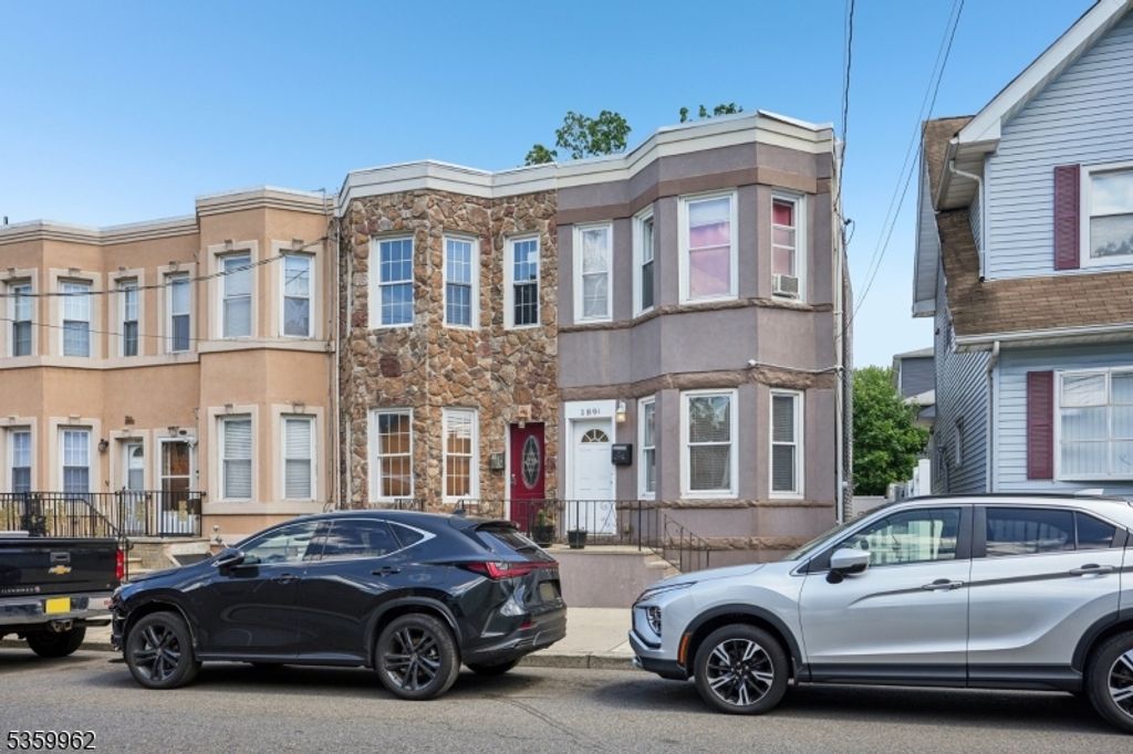 189 Howe Ave, Passaic City, NJ 07055