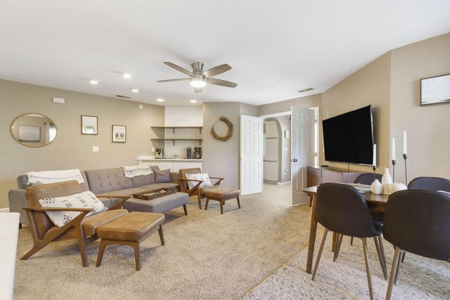 801 Rocky Shores Terrace 8-1, Kimberling City, MO 65686