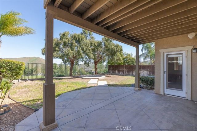 31952 Cedarhill Lane, Lake Elsinore, CA 92532